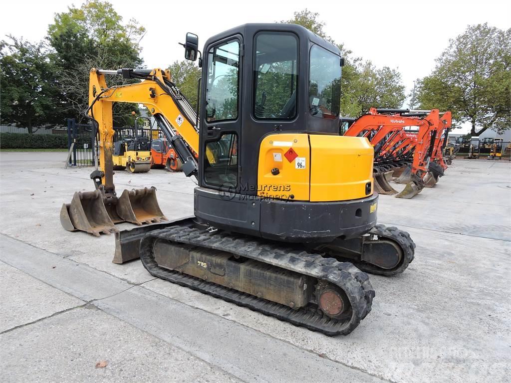 Bobcat E50 Otros