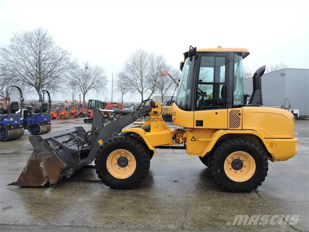 Volvo L30G Cargadoras sobre ruedas