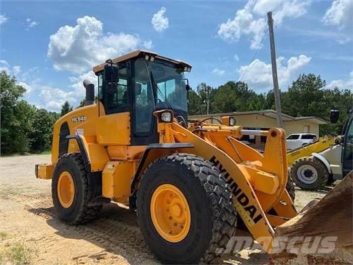 Hyundai HL940 Cargadoras sobre ruedas