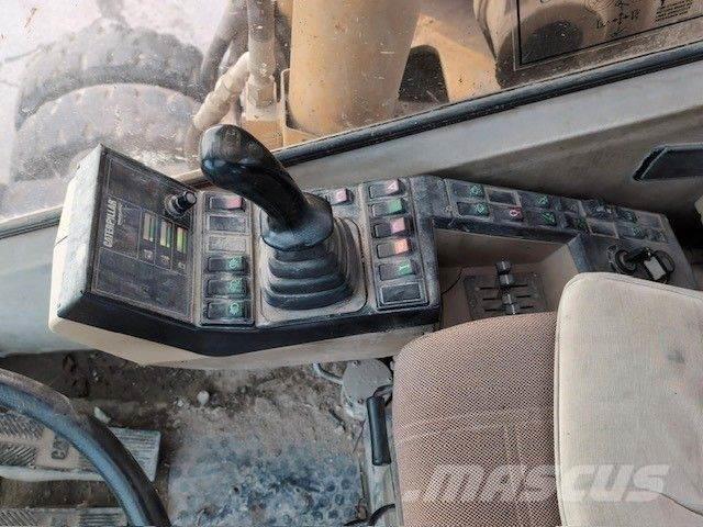 CAT M320 Excavadoras de ruedas