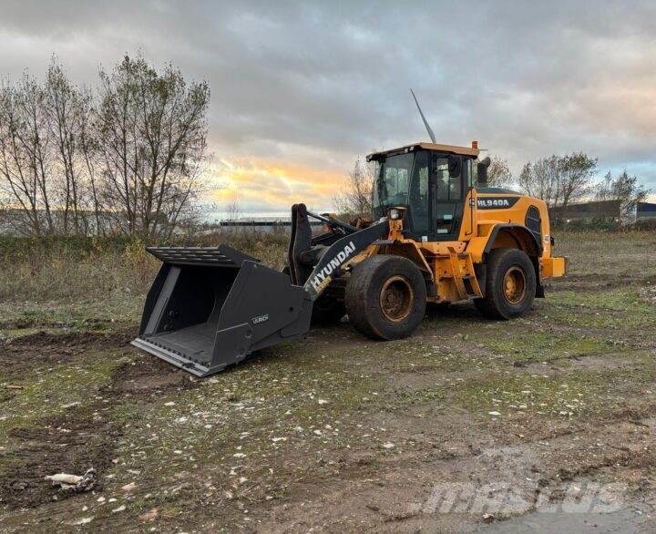 Hyundai HL940A Cargadoras sobre ruedas