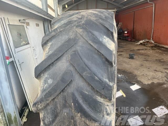 Michelin 650/85R38 Llantas