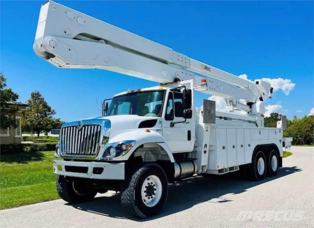 Altec A77TE93 Plataformas sobre camión