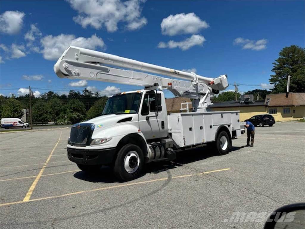 Altec AN55E Plataformas sobre camión