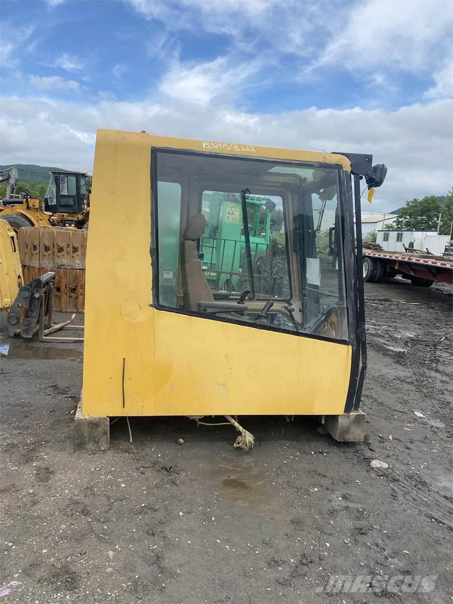 CAT 365 Cabina