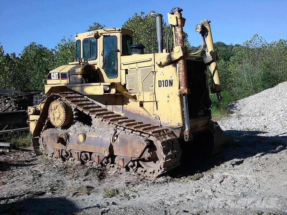 CAT D10N Buldozer sobre oruga