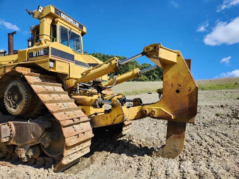 CAT D11N Buldozer sobre oruga