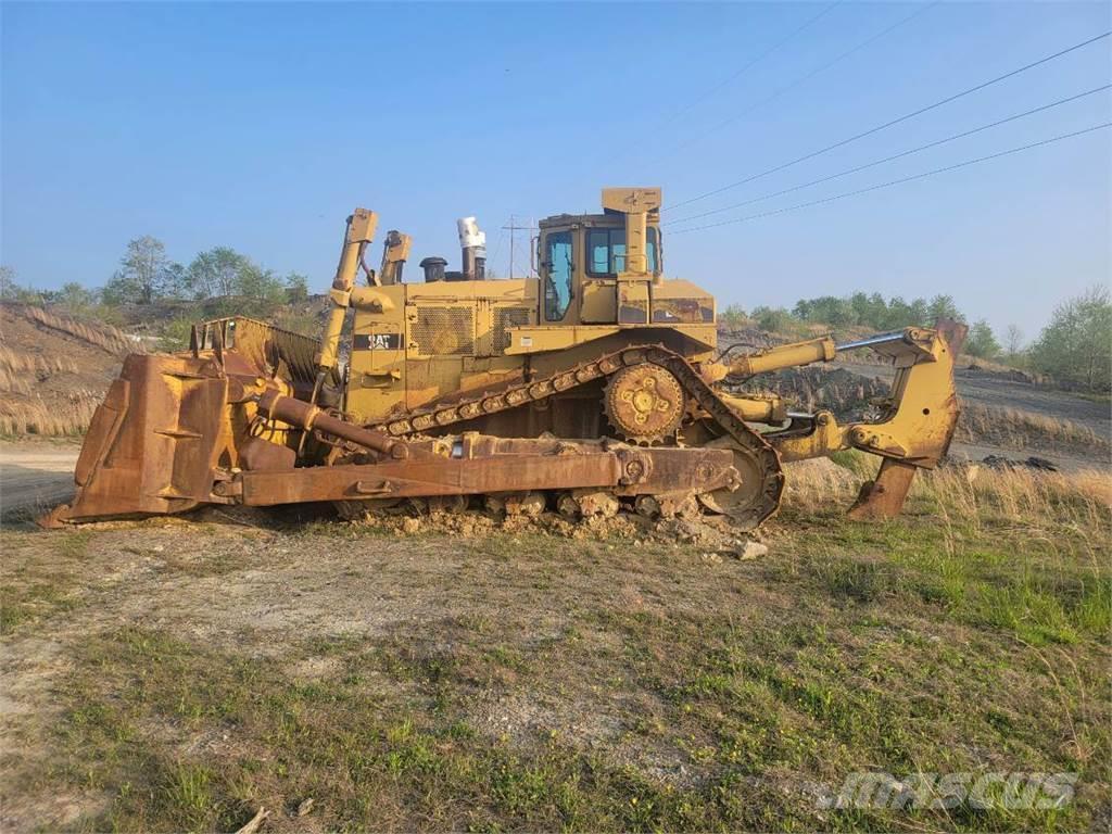 CAT D11N Buldozer sobre oruga