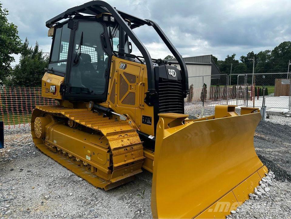 CAT D3 Buldozer sobre oruga