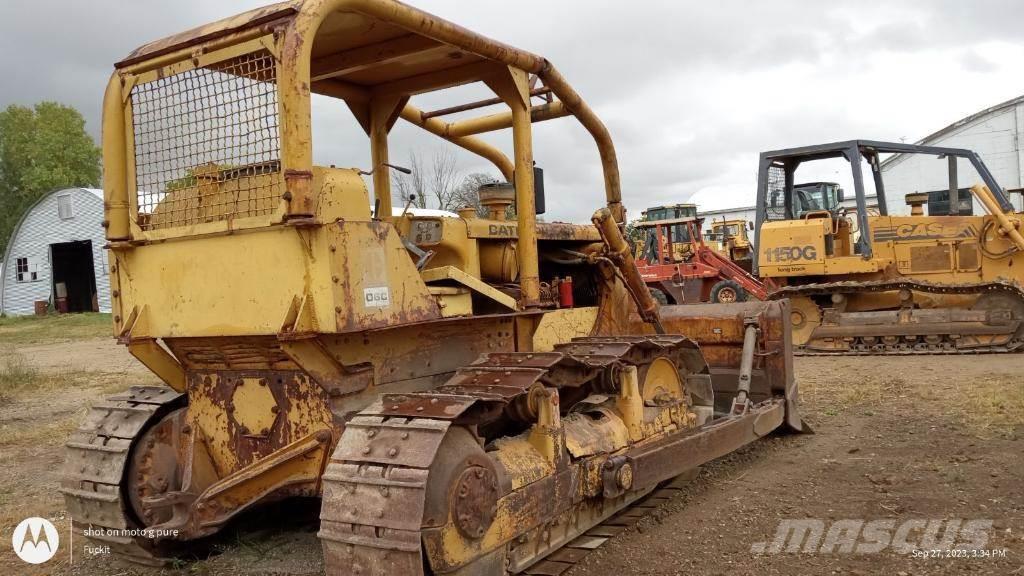 CAT D6C Buldozer sobre oruga