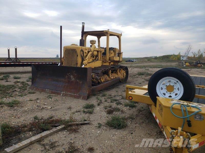 CAT D6C Buldozer sobre oruga