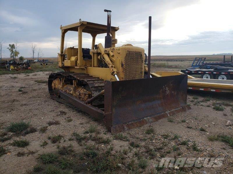 CAT D6C Buldozer sobre oruga