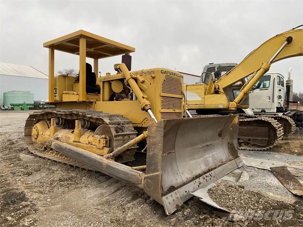 CAT D6C Buldozer sobre oruga