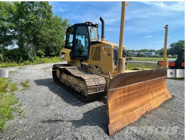 CAT D6K Buldozer sobre oruga