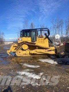 CAT D6T Buldozer sobre oruga