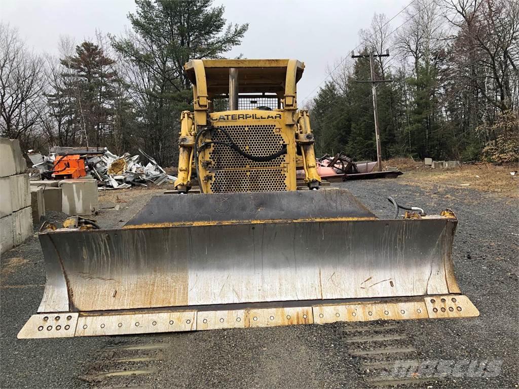 CAT D7F Buldozer sobre oruga