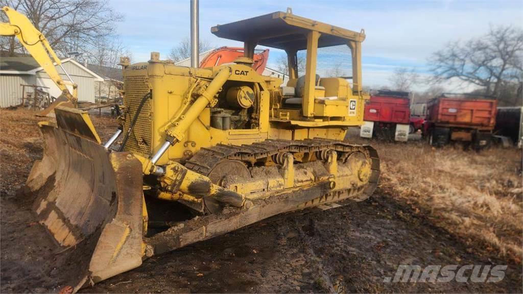 CAT D7F Buldozer sobre oruga