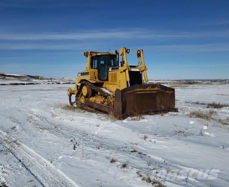 CAT D7R Buldozer sobre oruga