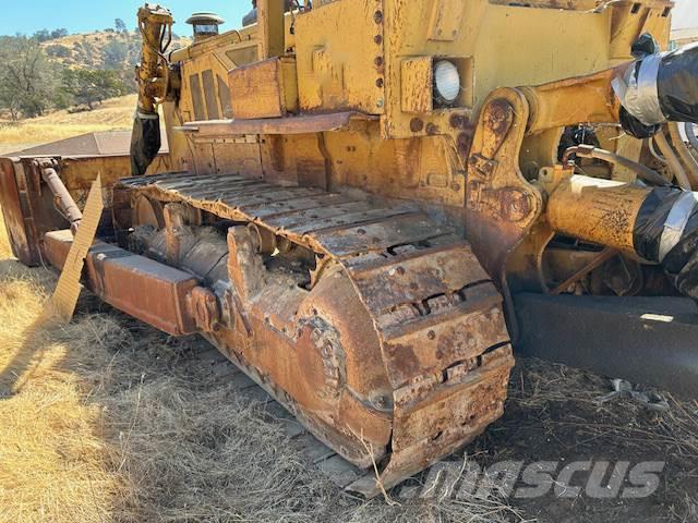 CAT D8K Buldozer sobre oruga