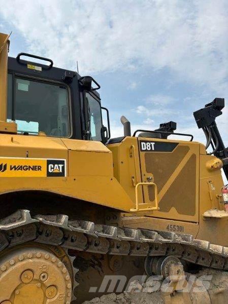 CAT D8T Buldozer sobre oruga