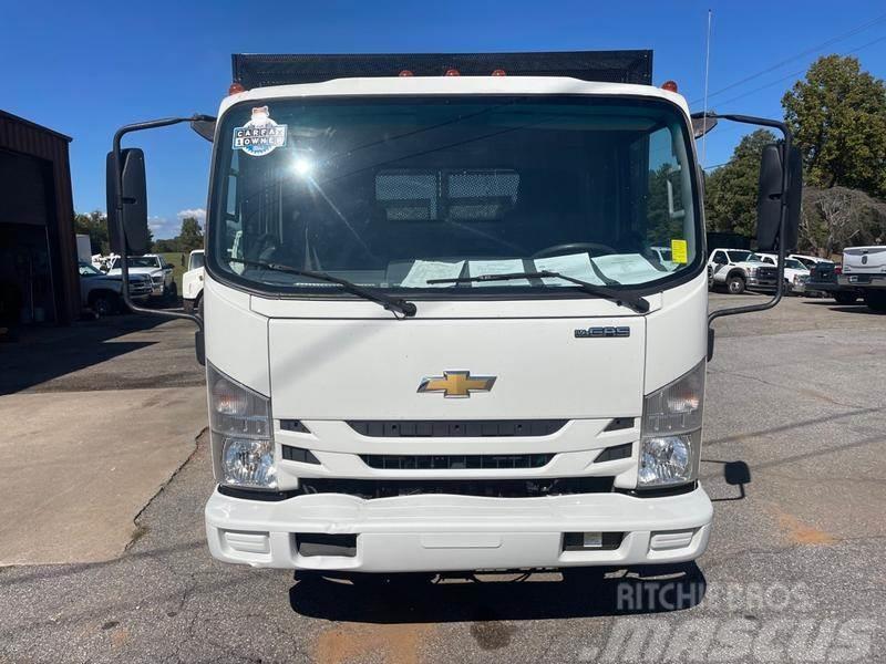 Chevrolet 4500 Caja abierta/laterales abatibles