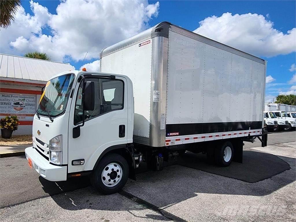 Chevrolet LCF4500HD Camiones con caja de remolque