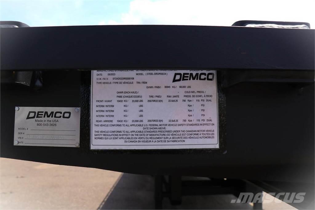 Demco  Semirremolques de plataformas planas/laterales abatibles