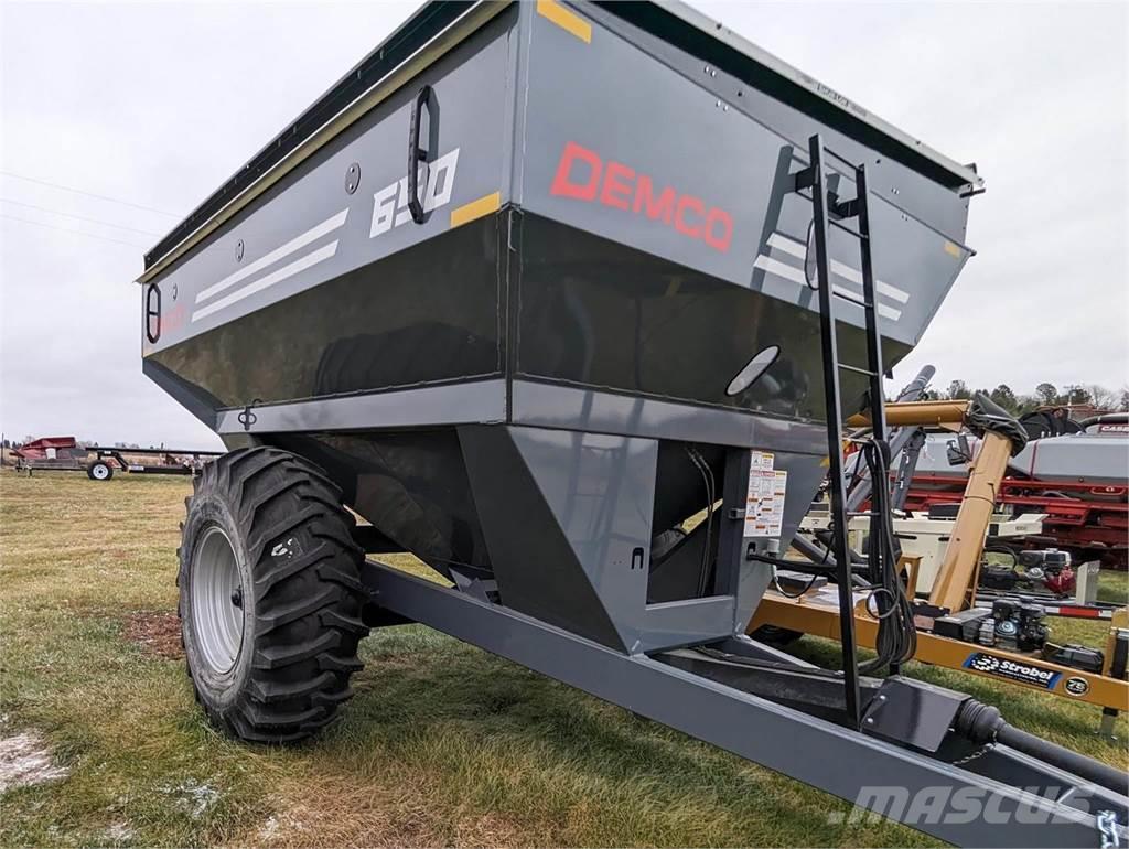 Demco 650 Carros de trasladar grano