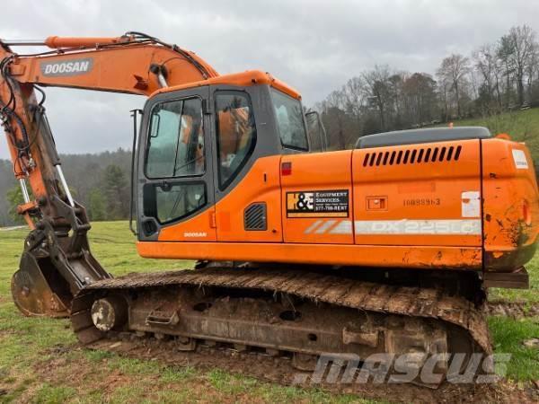 Doosan DX225LC Excavadoras sobre orugas