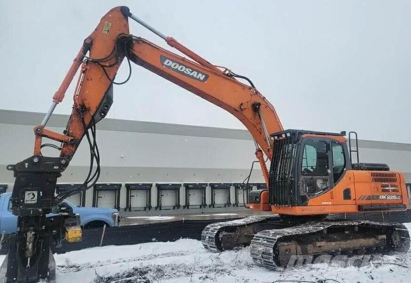 Doosan DX225LC Cargadoras forestales