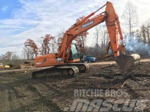 Doosan DX225LL Excavadoras sobre orugas