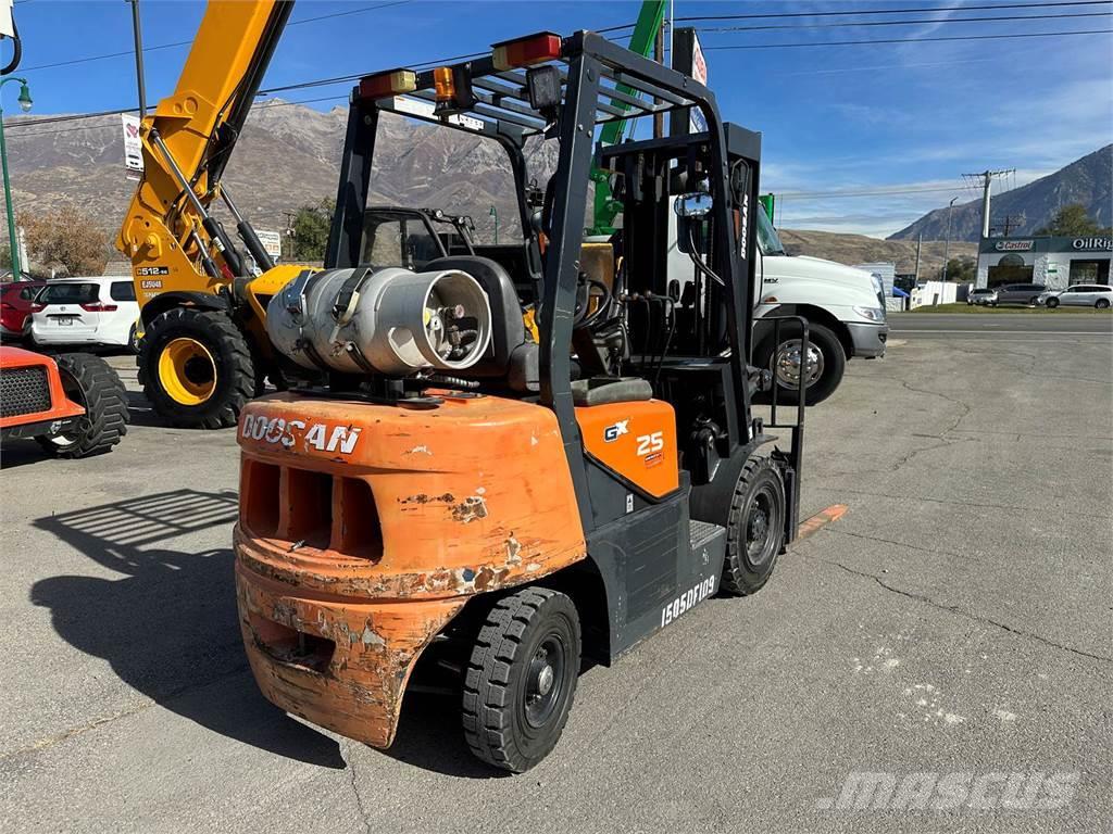 Doosan G25G Montacargas - otros