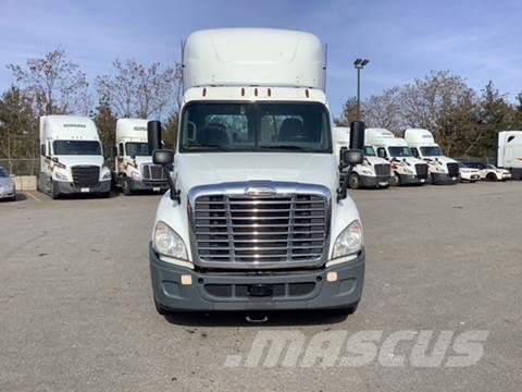 Freightliner Cascadia Camiones tractor