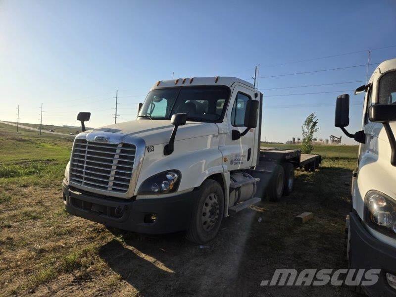 Freightliner Cascadia Plataforma