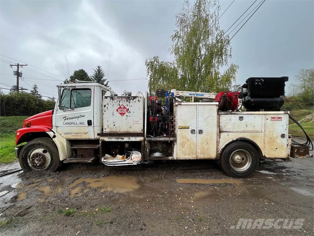 Freightliner FL106 Camiones grúa