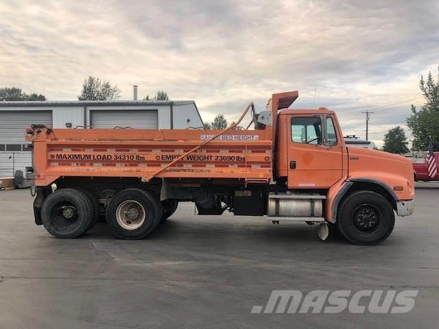 Freightliner FL112 Bañeras basculantes usadas