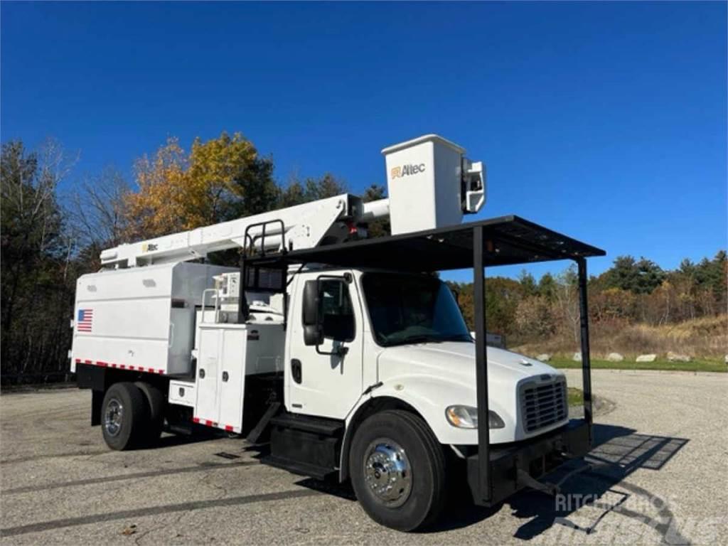 Freightliner M2 Plataformas sobre camión