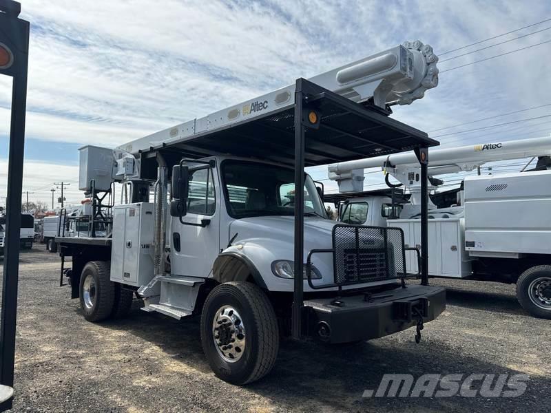 Freightliner M2 Plataformas sobre camión