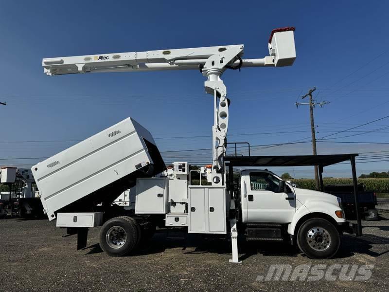 Freightliner M2 Plataformas sobre camión