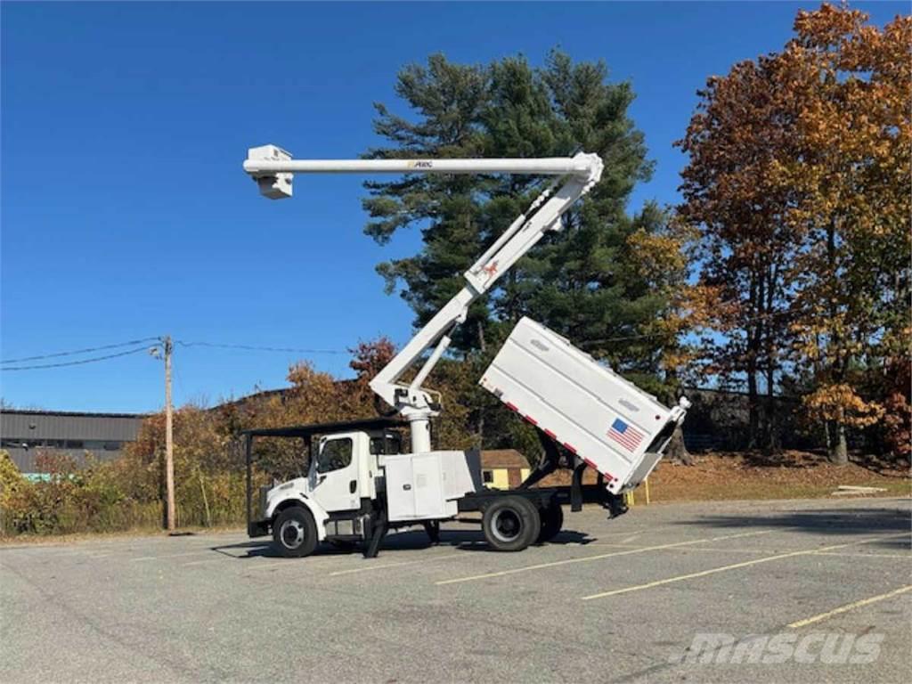 Freightliner M2 Plataformas sobre camión