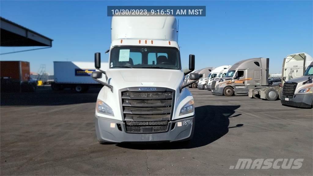 Freightliner Other Camiones tractor