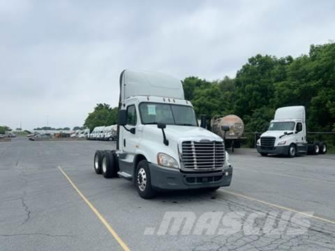 Freightliner Other Camiones tractor