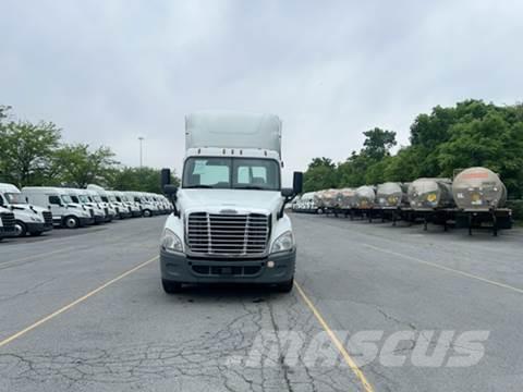 Freightliner Other Camiones tractor