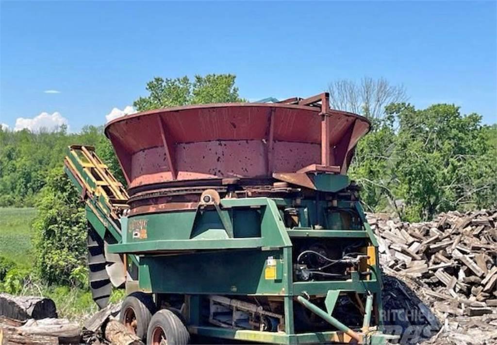 Haybuster H1100 Desmenuzadoras, cortadoras y desenrolladoras de pacas