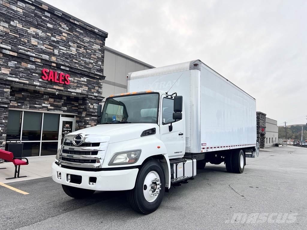 Hino 268A Camiones con caja de remolque