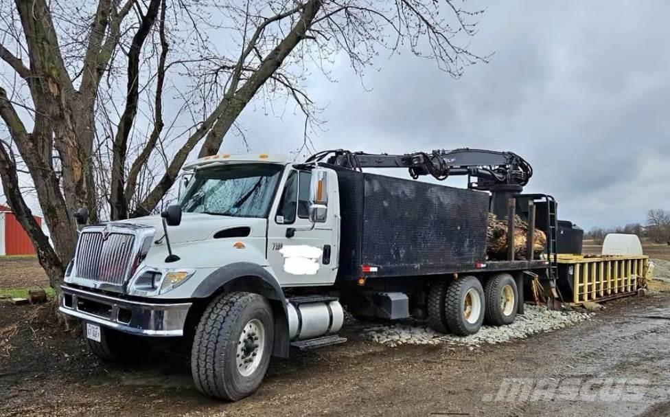 International 7500 Transportes de madera