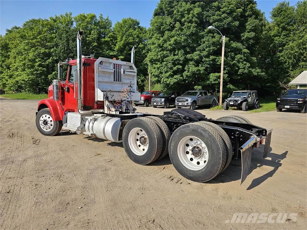 International 9900 Camiones tractor