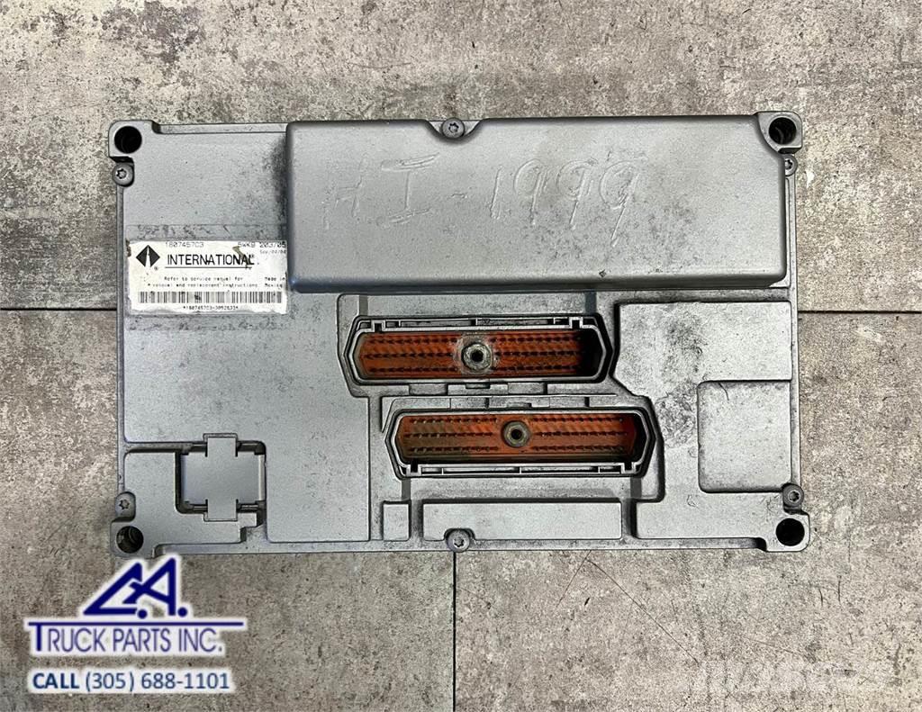 International DT466E Componentes electrónicos