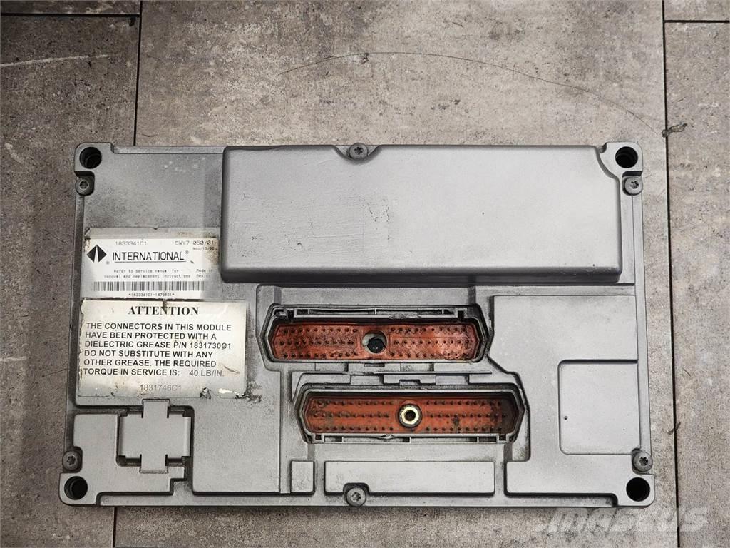 International DT466E Componentes electrónicos