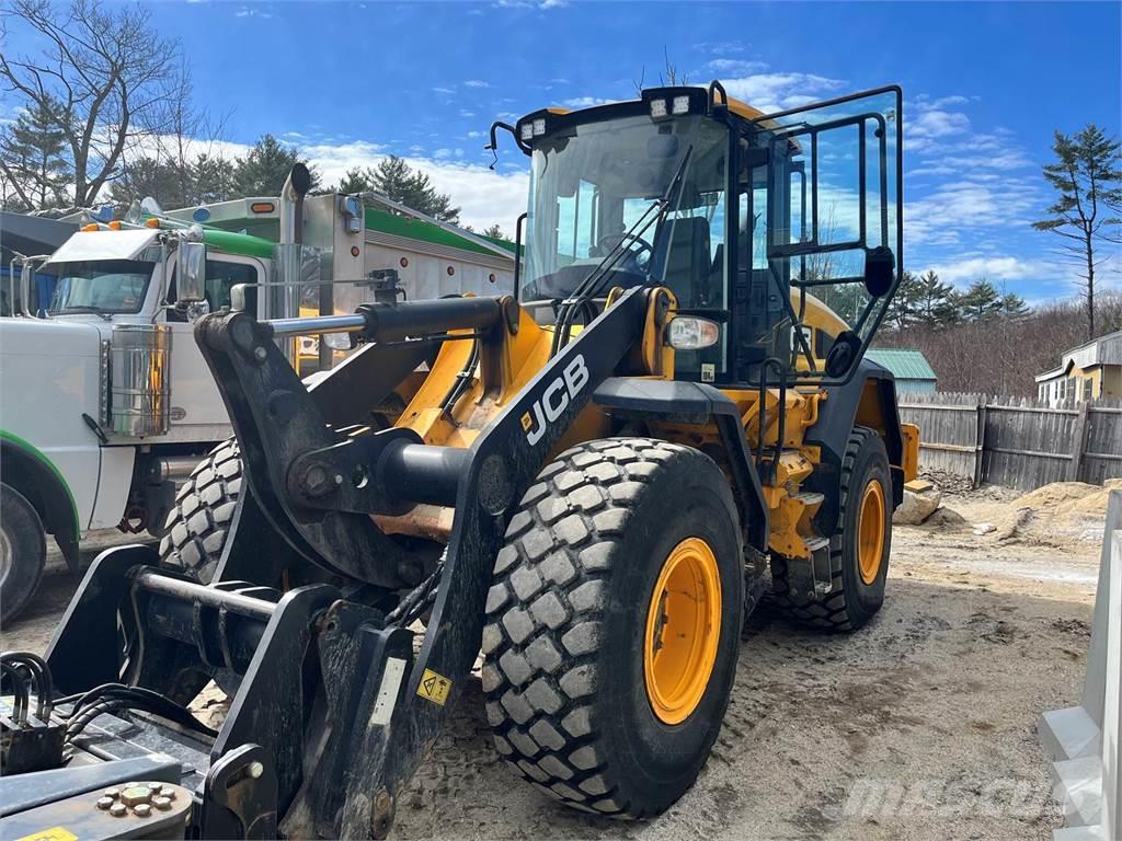 JCB 427ZXT4F Cargadoras sobre ruedas